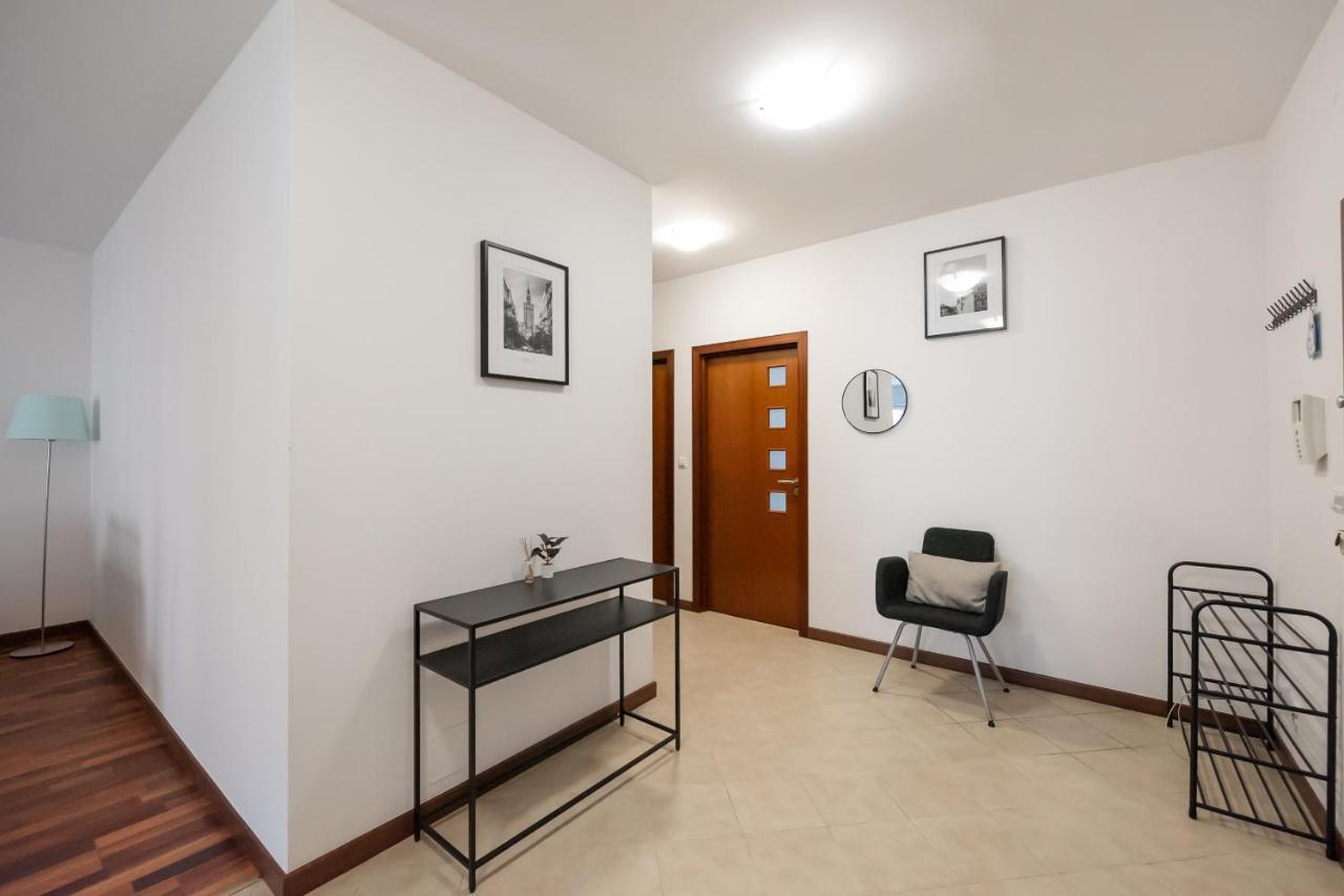 Wola Sunset Apartment Free Parking วอร์ซอ ภายนอก รูปภาพ
